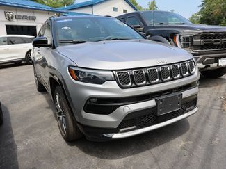 Used 2023 Jeep Compass Limited w/ Elite Group AWD/4WD video 1