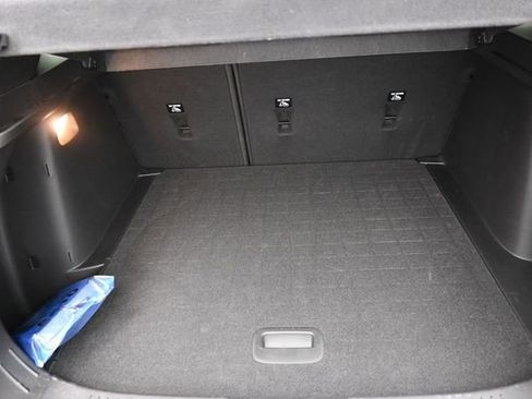 Used 2024 Chevrolet Trax RS FWD image 25