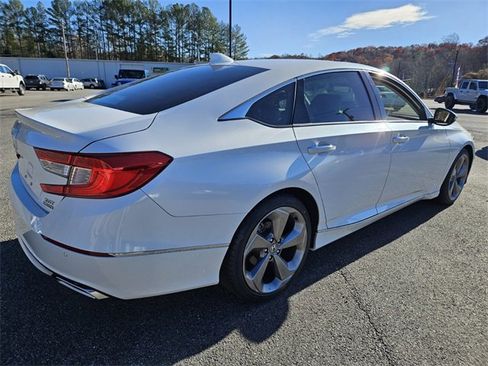 Used 2020 Honda Accord Touring image 7