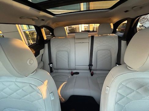 Certified 2023 Jaguar F-PACE S image 30