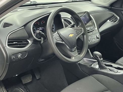 Used 2024 Chevrolet Malibu LT FWD image 15