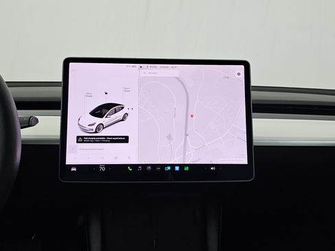 Used 2021 Tesla Model 3 Standard Range Plus image 32