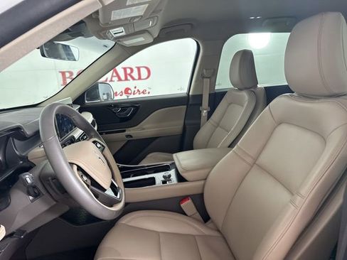 Used 2023 Lincoln Aviator 2WD w/ Class IV Trailer Tow Package image 11