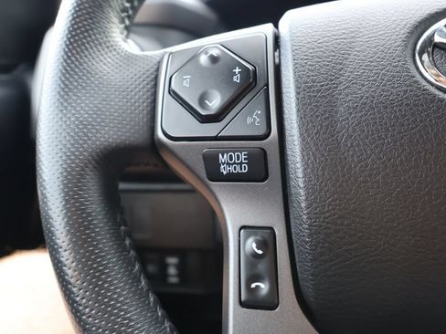 Used 2021 Toyota Tacoma TRD Off-Road w/ Technology Package AWD/4WD image 16