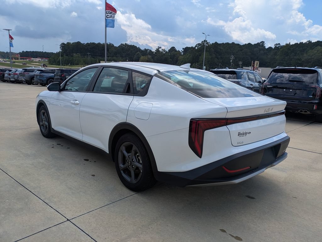 Used 2025 Kia K4 FWD image 3