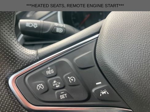 Used 2025 Chevrolet Malibu LT image 4