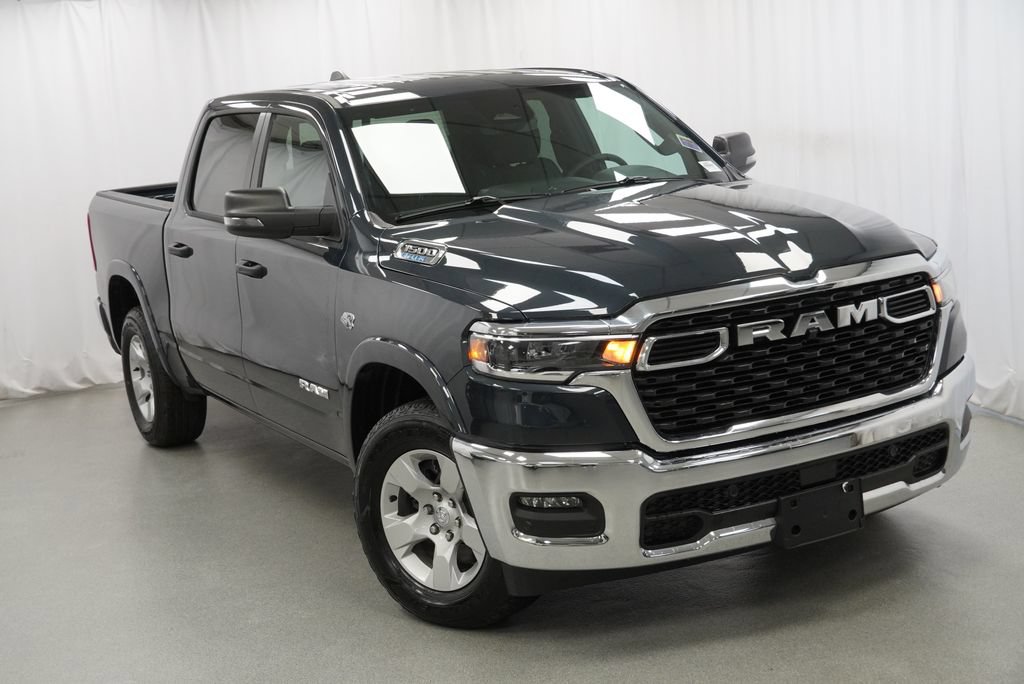 New 2026 RAM 1500 Big Horn AWD/4WD image 8