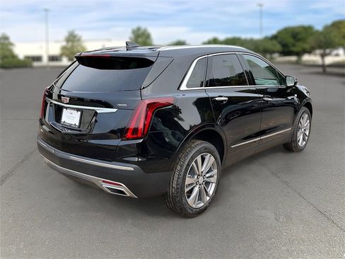 New 2025 Cadillac XT5 Premium Luxury image 7