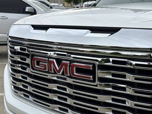 Used 2025 GMC Sierra 1500 Denali AWD/4WD image 30