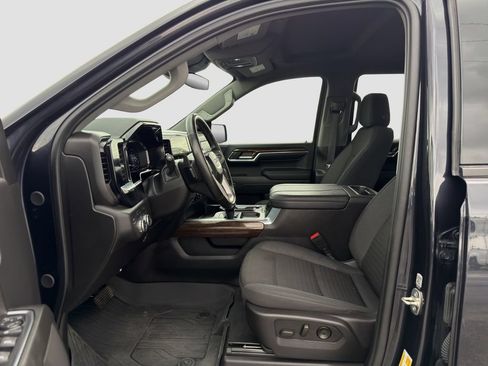 Used 2024 GMC Sierra 1500 Elevation AWD/4WD image 9