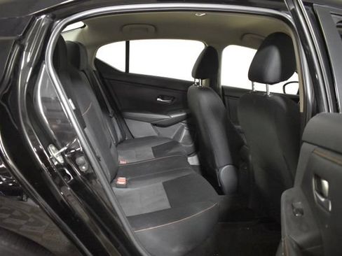 Used 2023 Nissan Sentra SR w/ Midnight Edition Package FWD image 31