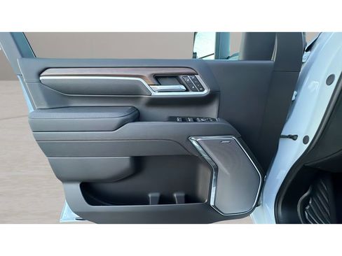 New 2026 Chevrolet Silverado 3500 High Country w/ High Country Premium Package image 26