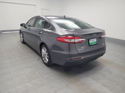 Used 2020 Ford Fusion SE image 5