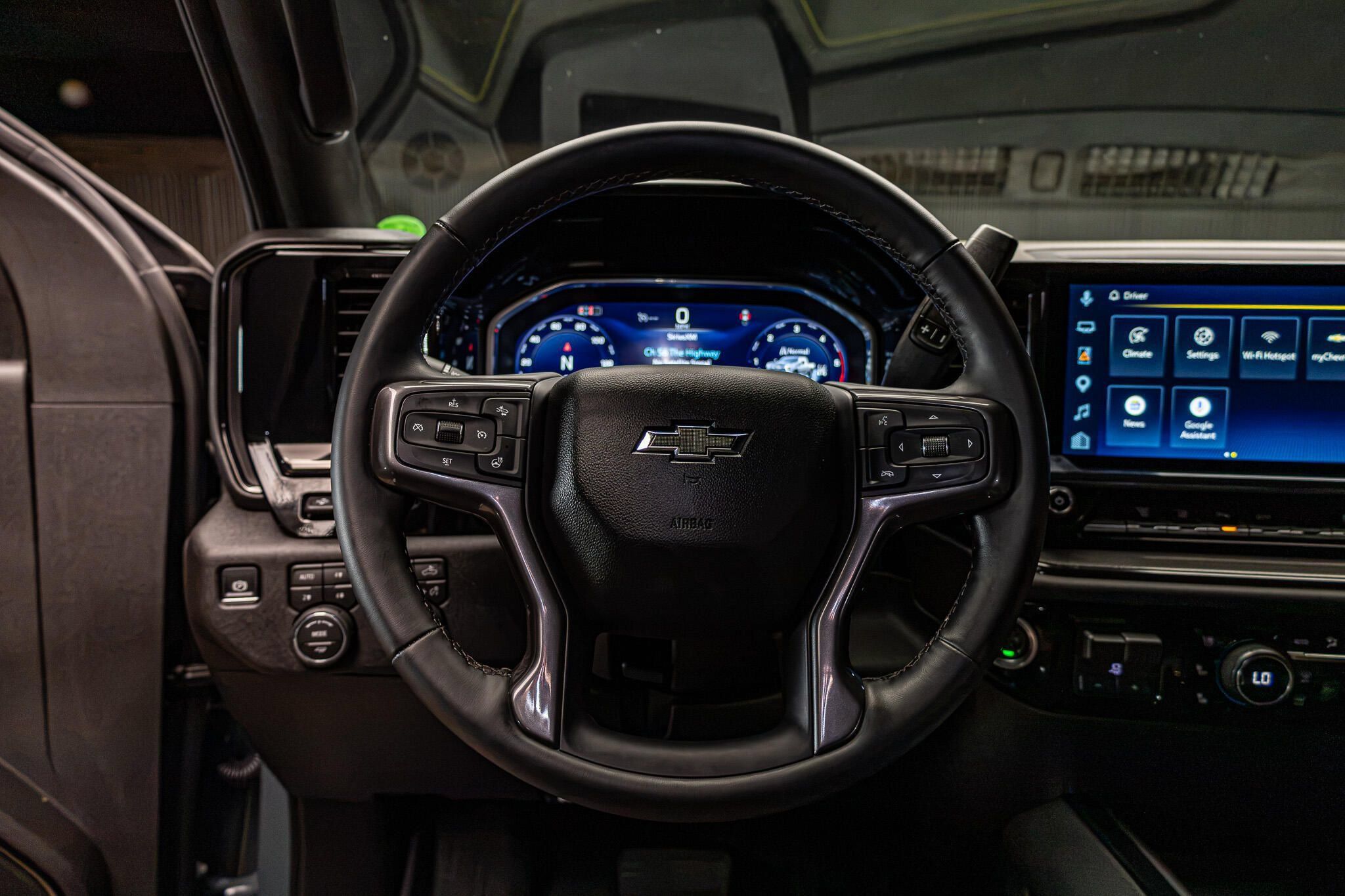Used 2026 Chevrolet Silverado 2500 ZR2 AWD/4WD image 16