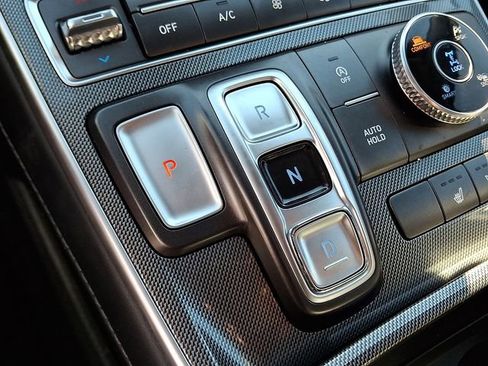 Used 2023 Hyundai Santa Fe SEL w/ Premium Package image 15