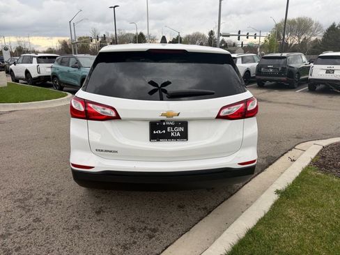 Used 2021 Chevrolet Equinox LS w/ LS Convenience Package image 4