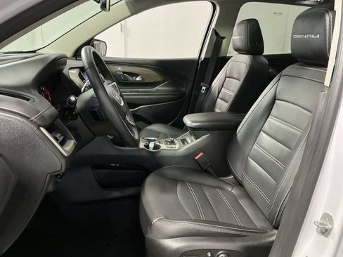 Used 2023 GMC Terrain Denali AWD/4WD image 14