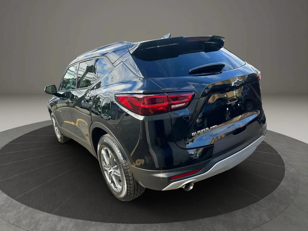 Used 2023 Chevrolet Blazer LT w/ LPO, Floor Liner Package AWD/4WD image 7