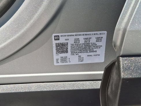 Used 2025 Chevrolet Equinox LT FWD image 36