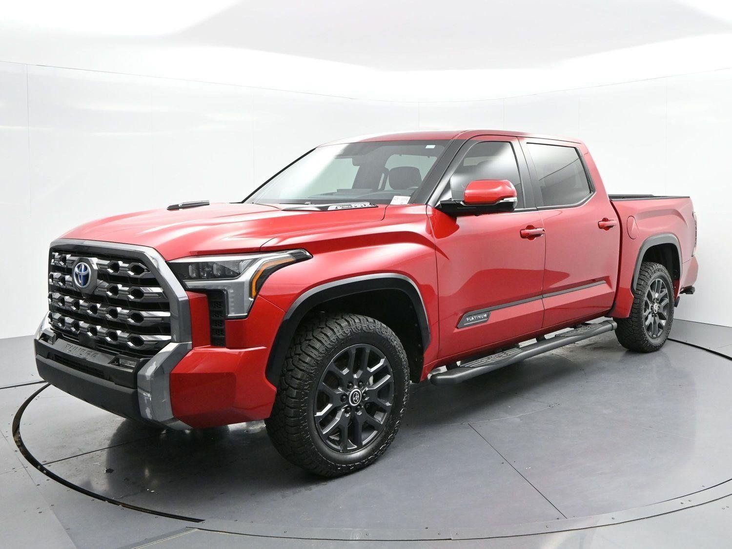 Used 2024 Toyota Tundra Platinum AWD/4WD image 3