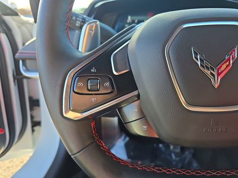 Used 2023 Chevrolet Corvette Stingray Preferred Conv w/ 2LT image 19