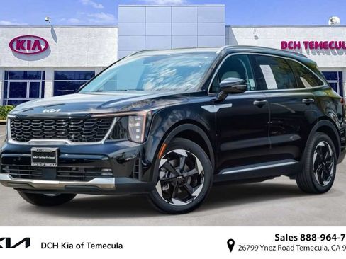 Certified 2025 Kia Sorento EX AWD/4WD image 1