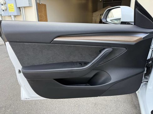 Used 2023 Tesla Model 3 Standard Range RWD image 18