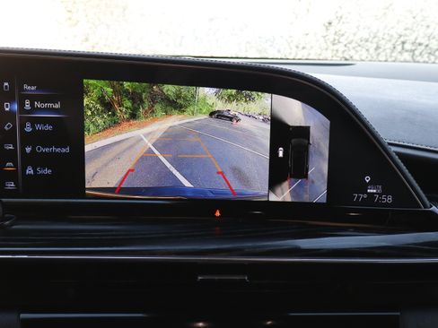 Certified 2022 Cadillac Escalade Sport RWD image 35