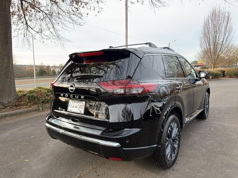 New 2026 Nissan Rogue Platinum w/ Platinum Premium Package image 7