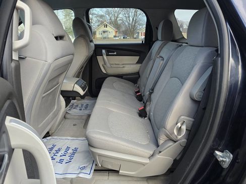 Used 2012 GMC Acadia SL w/ Preferred Package image 16