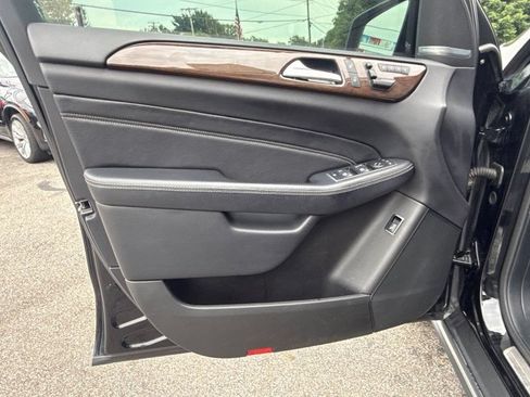 Used 2014 Mercedes-Benz ML 350 4MATIC w/ Premium 1 Package image 9