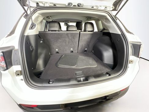 Used 2022 Jeep Compass Limited w/ Elite Group AWD/4WD image 24