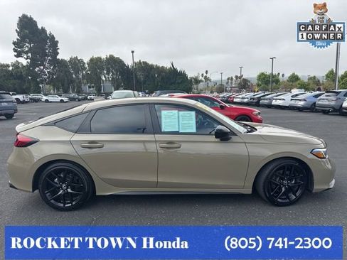 Used 2025 Honda Civic Sport image 4