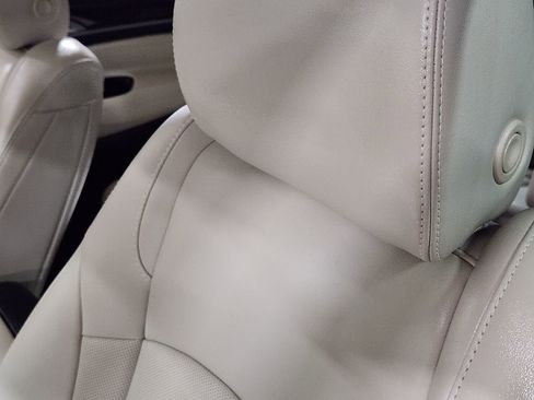 Used 2024 Buick Enclave Essence w/ Sport Touring Edition image 34