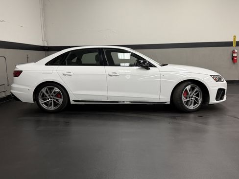 Used 2023 Audi A4 2.0T Prestige w/ Prestige Package image 5