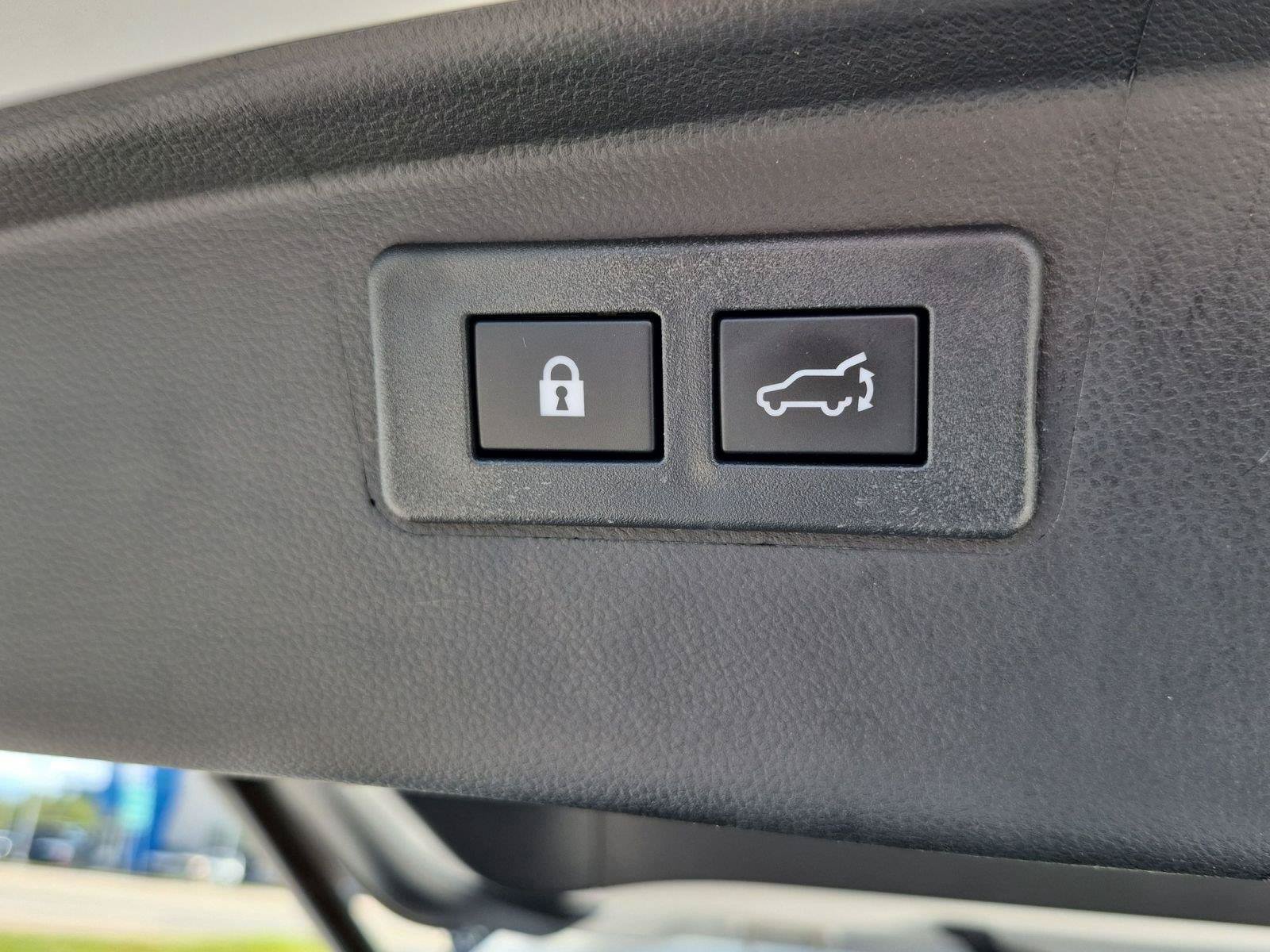 Certified 2024 Subaru Outback Touring XT AWD/4WD image 29