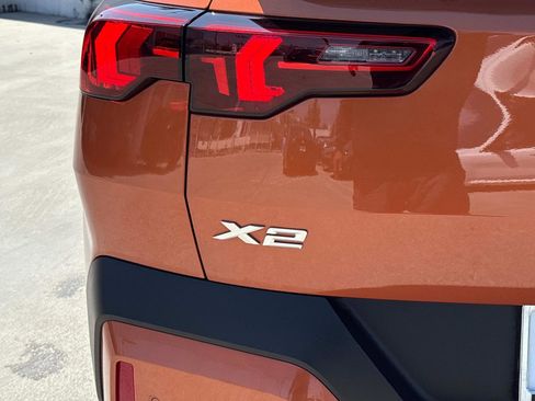 Certified 2025 BMW X2 xDrive28i image 6