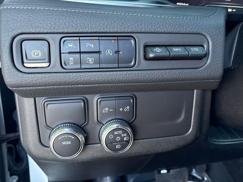 Certified 2024 GMC Yukon Denali RWD image 21
