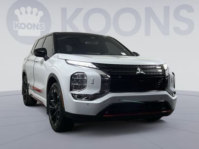 Used 2023 Mitsubishi Outlander SE Black Edition