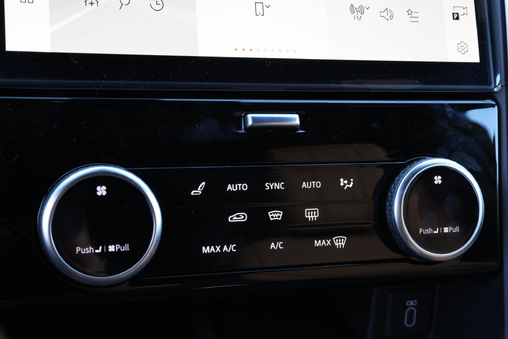 New 2026 Land Rover Discovery Dynamic SE AWD/4WD image 29