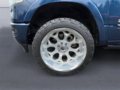 Used 2021 RAM 1500 Limited image 9