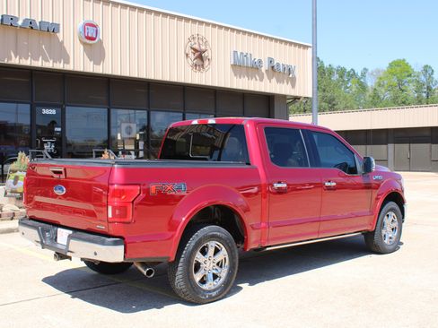 Used 2018 Ford F150 Lariat w/ Equipment Group 502A Luxury image 7