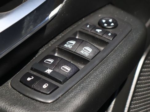 Used 2020 RAM 1500 Big Horn AWD/4WD image 16