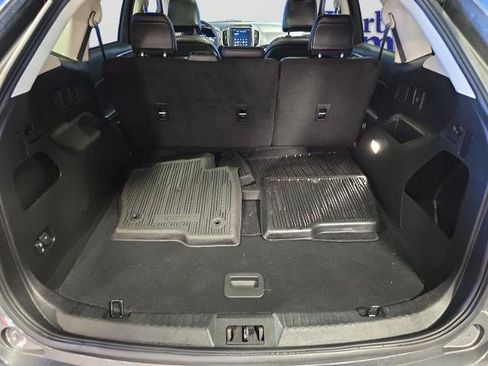Certified 2023 Ford Edge SEL w/ Convenience Package AWD/4WD image 4