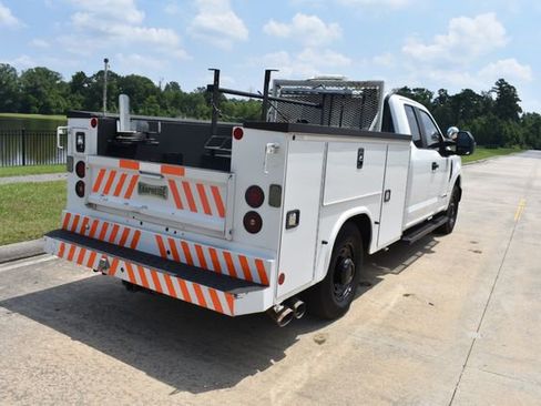 Used 2022 Ford F350 XL RWD image 5