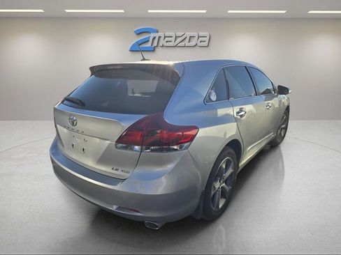 Used 2013 Toyota Venza LE w/ LE Convenience Pkg image 4