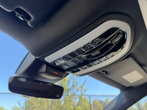 Certified 2023 Porsche Macan Turbo AWD/4WD image 19