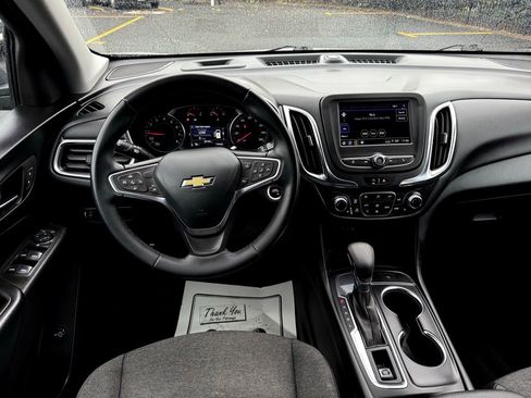 Used 2023 Chevrolet Equinox LT image 15