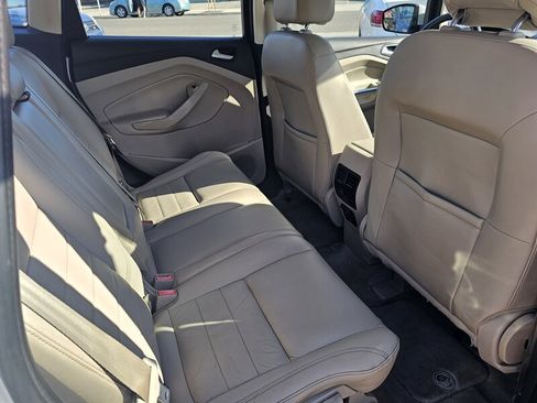 Used 2015 Ford C-MAX SEL image 13