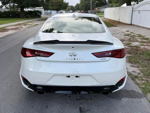 Used 2017 INFINITI Q60 3.0t w/ Cargo Package RWD image 5